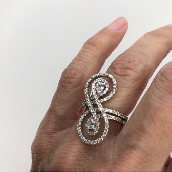 18KT WG natural D Diamond 2.5 CT Cocktail Ring - Picture 10 of 13